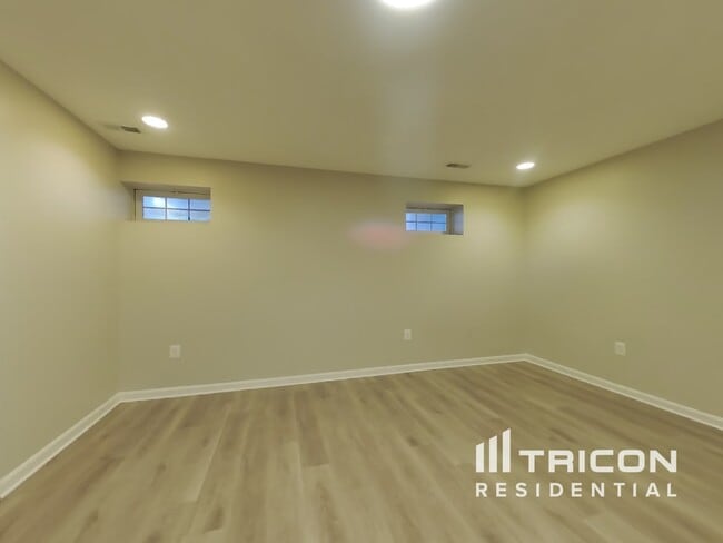 Building Photo - 10554 Catalina Pl