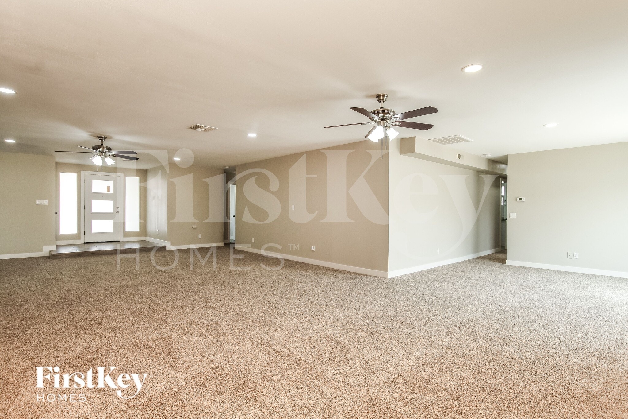 Building Photo - 8038 W Windrose Dr