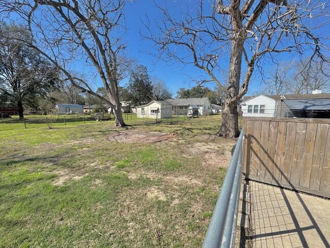 Building Photo - 702 Marion St