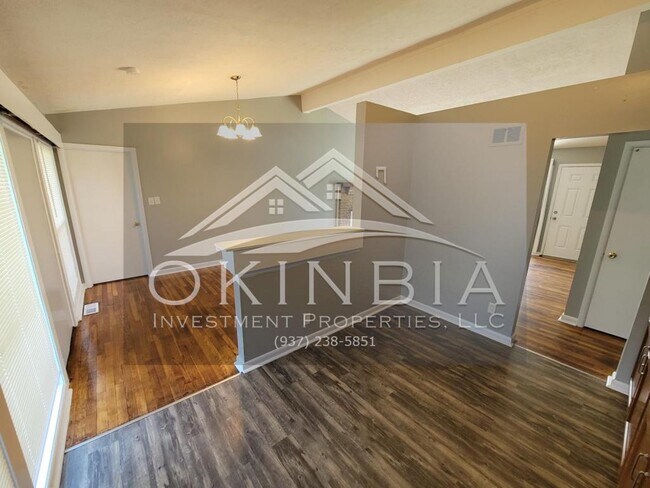 Building Photo - 4329 Free Pike