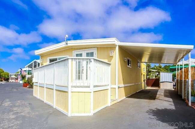 Building Photo - 314 Channel Ln