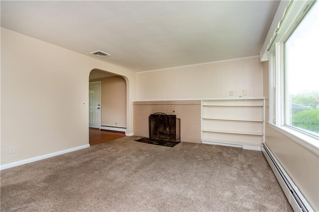 Building Photo - 135 S Pierce Rd