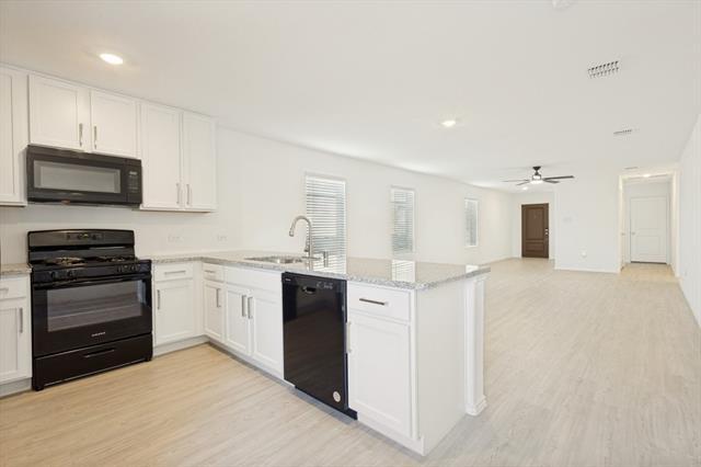 Building Photo - 3037 Ashbrook Ln