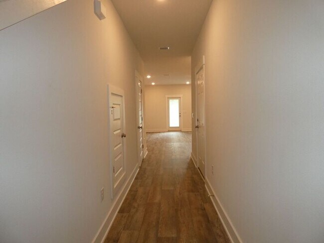 Building Photo - 8978 Brigade Trail