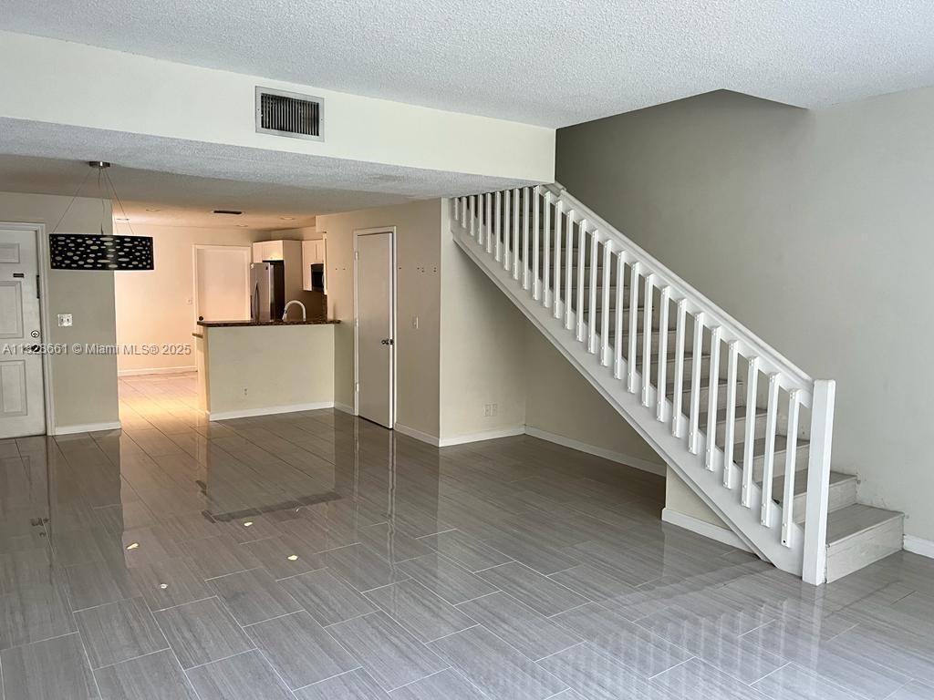 Building Photo - 1597 Barcelona Way