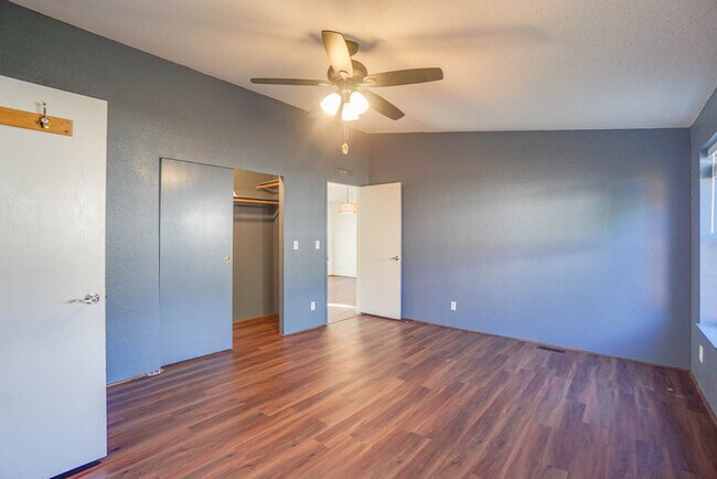 Building Photo - TWO BEDROOM MANUFACTURED HOME IN EAST COUNTY