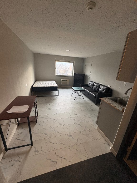 Building Photo - 65 Front St