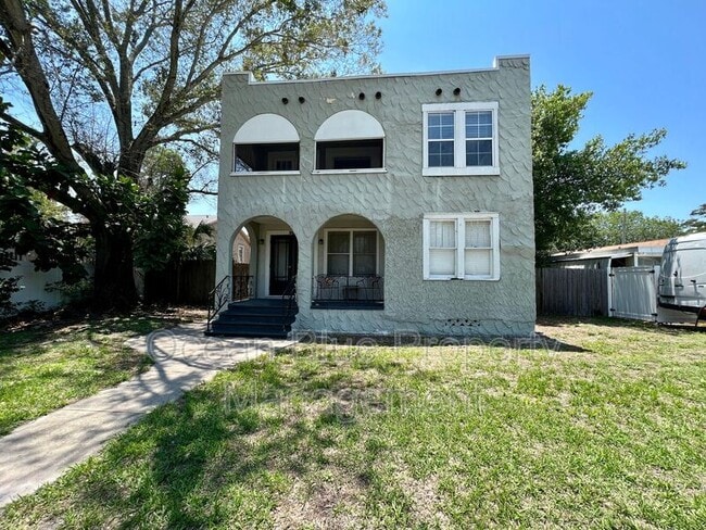 Primary Photo - 1310 28th St N