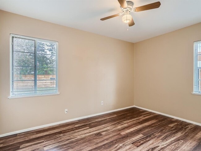 Building Photo - 1110 Southwood Rd