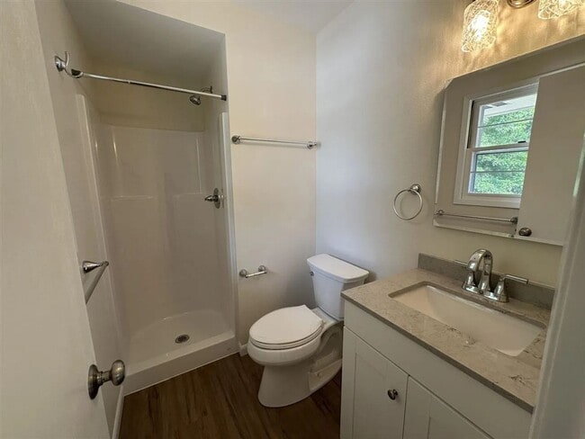 Building Photo - 3006 Stanford Ave