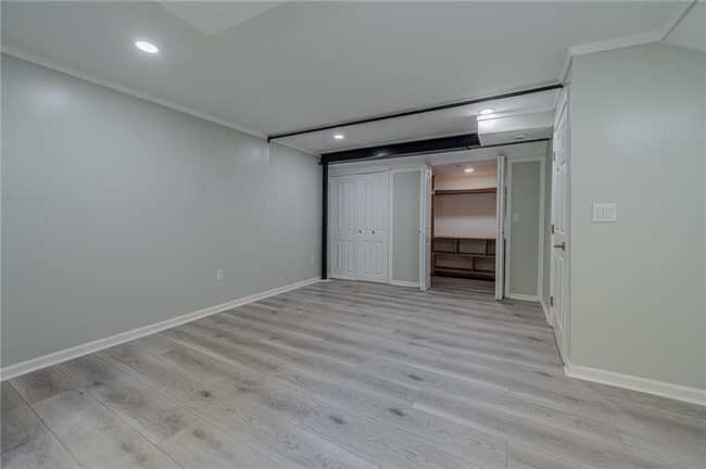 Building Photo - 435 Little Pines Ct