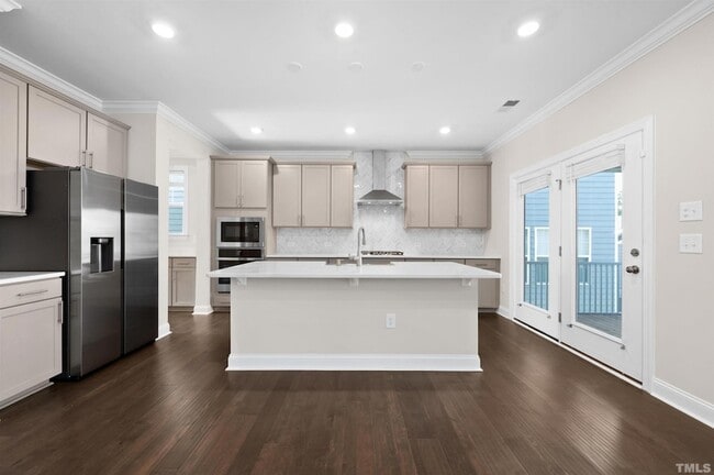 Building Photo - 2917 Early Planting Ave