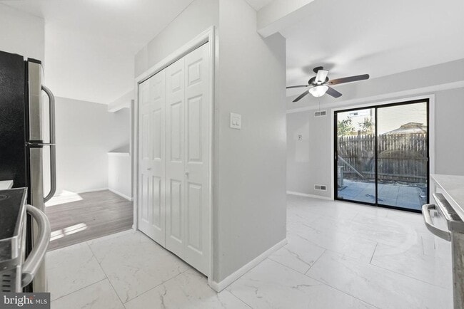 Building Photo - 111 Presidential Dr