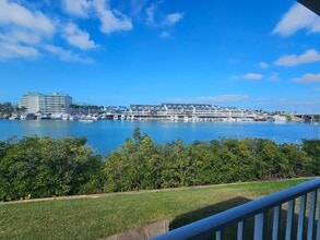 Building Photo - 14800 Walsingham Rd