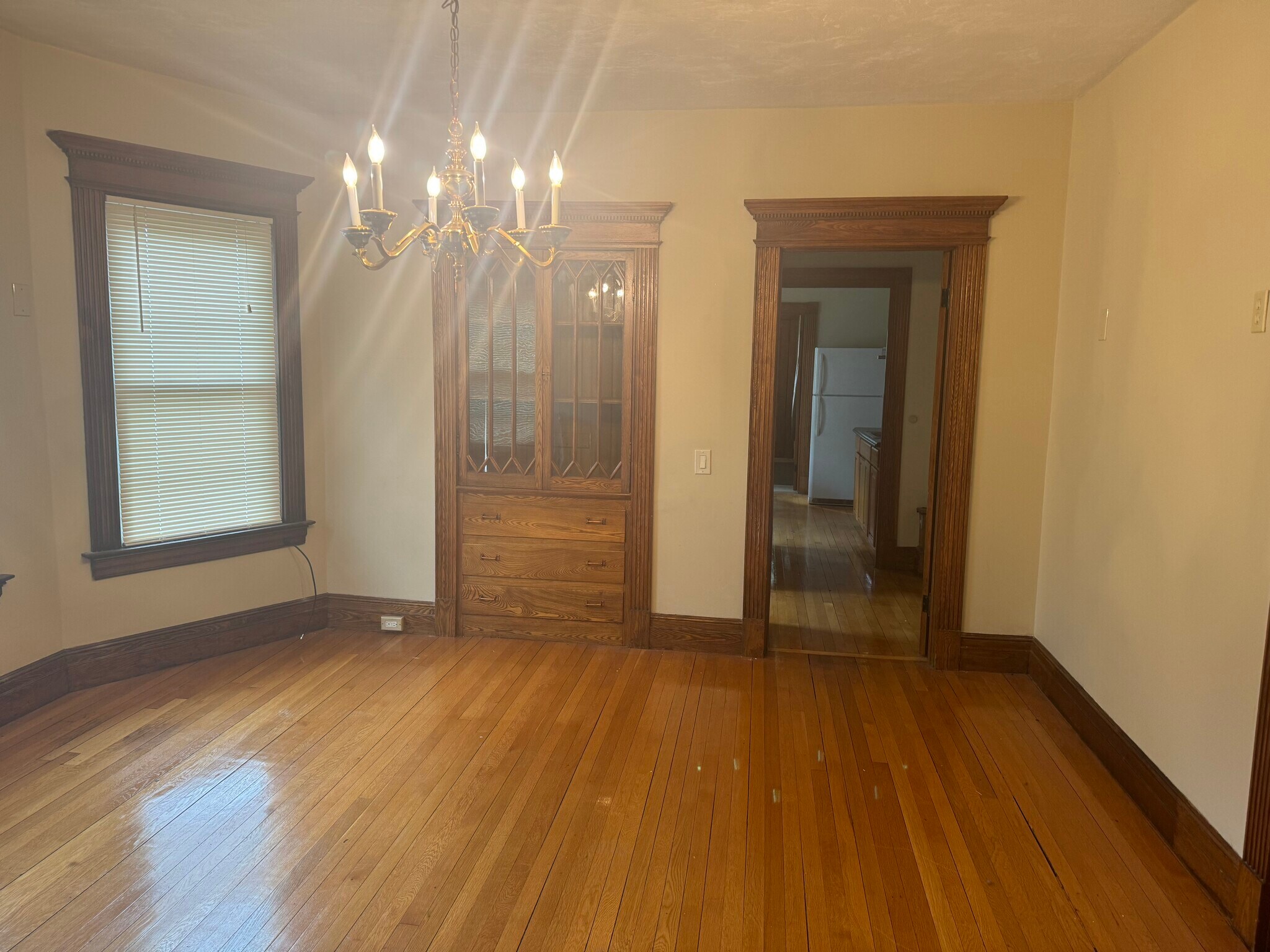 Building Photo - 29 Roxbury St