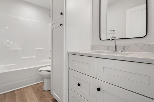 Building Photo - Modern Two-Story Home in West Asheville!