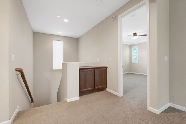 Building Photo - Beautiful East Davis Home