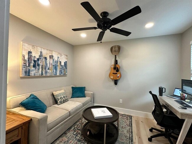 Building Photo - 1712 Cinnamon Path
