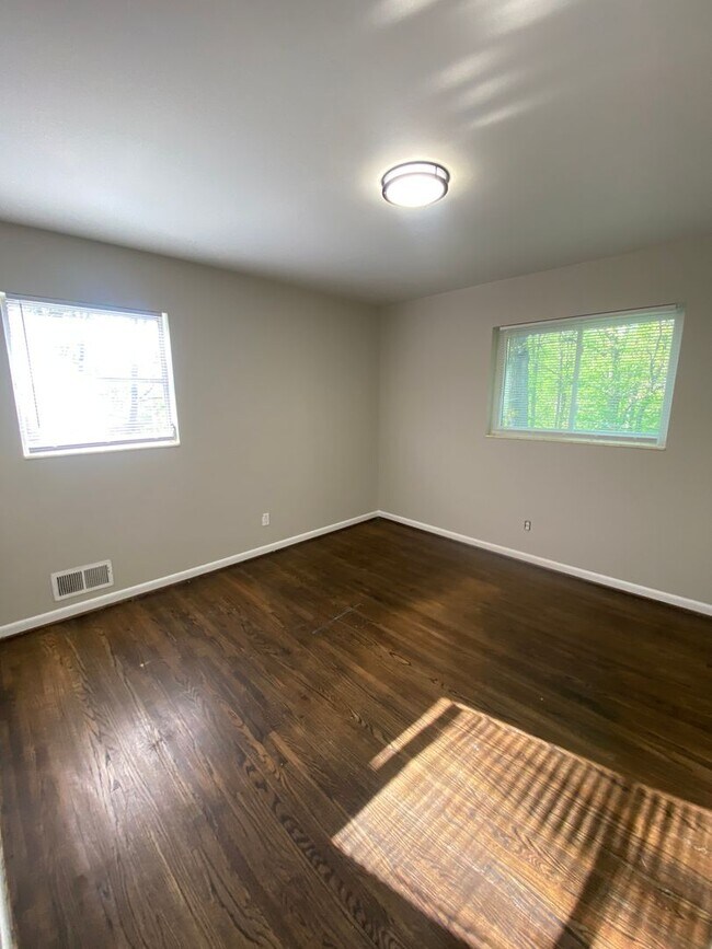 Building Photo - Beautiful 3BR Home – Comfort & Functionality