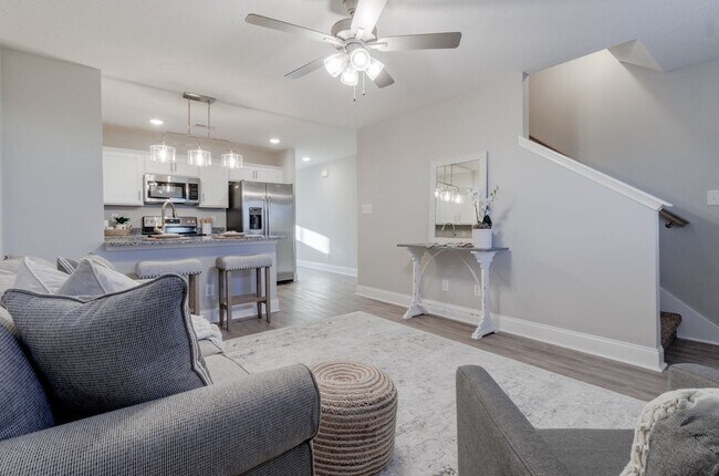 Building Photo - 1000 Henry Pl Blvd