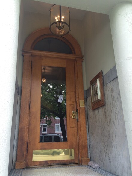 Call box for remote entry - 1303 Division Ave