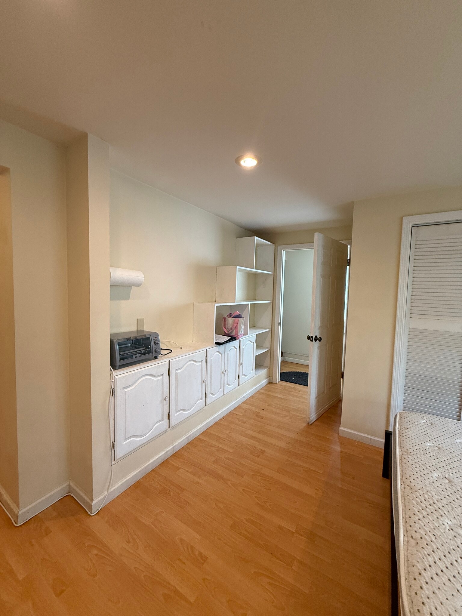 Building Photo - 2700 Ortega St