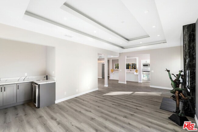 Building Photo - 164 N Willaman Dr