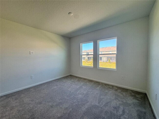 Building Photo - 2819 Maloof Dr