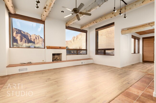 Building Photo - Beautiful Home in Kayenta