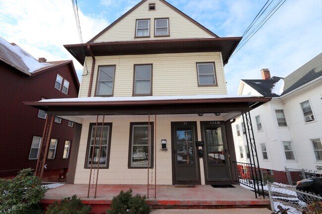 Primary Photo - 72 N Whittlesey Ave