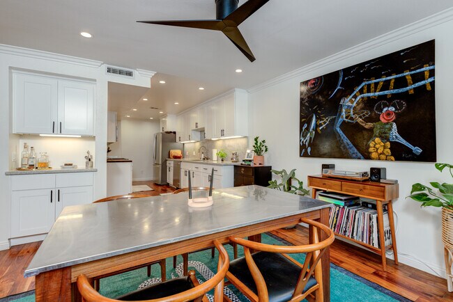 Building Photo - 8828 Pershing Dr