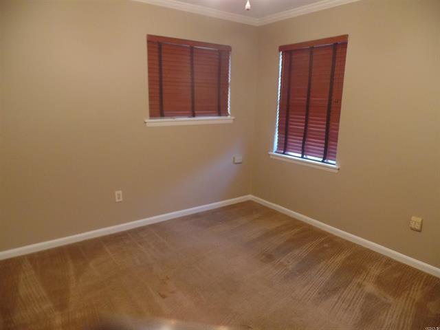 Building Photo - 107 Hillwood Dr