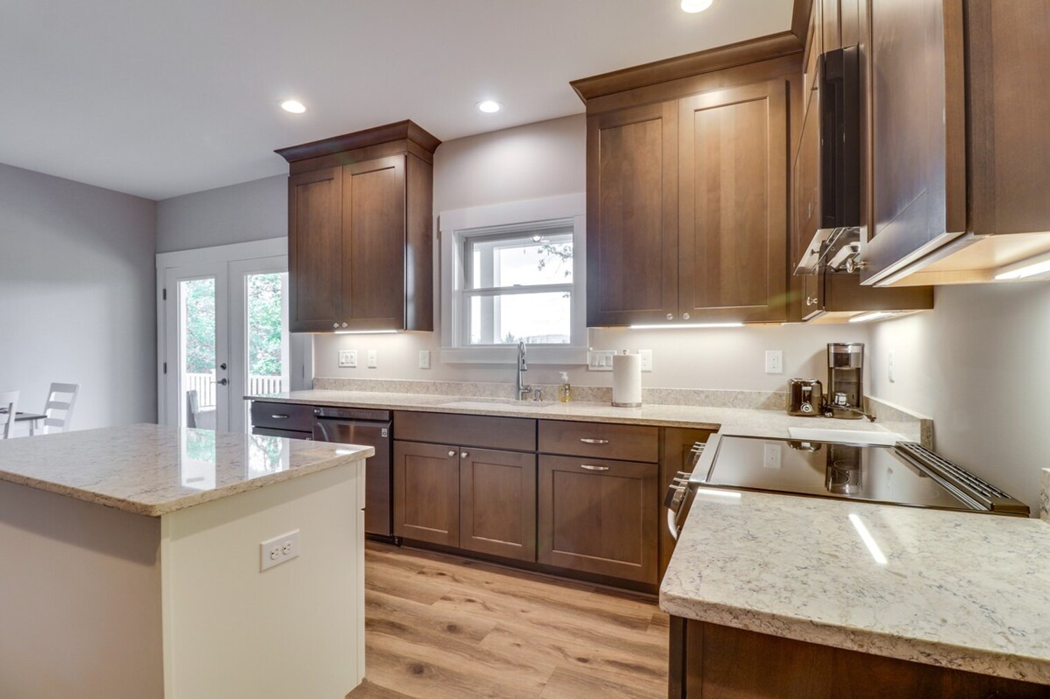 Building Photo - 5034 Burnley Rd