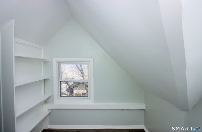 Building Photo - 75 Wilcox Ave