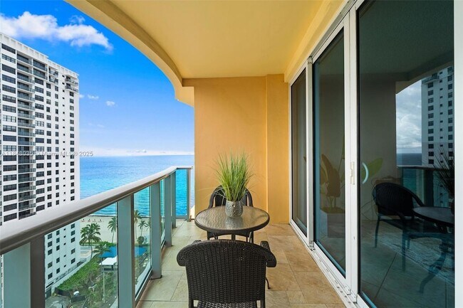 Building Photo - 2501 S Ocean Dr