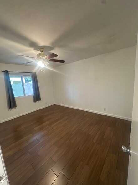 Building Photo - 531 N Batavia St