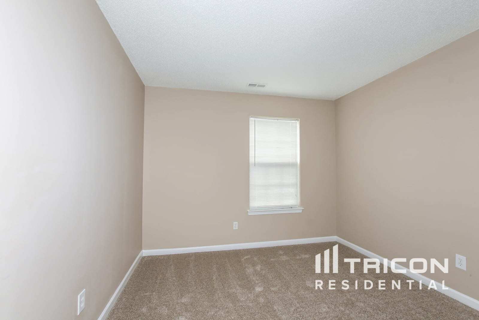 Building Photo - 6135 Sid Crane Dr