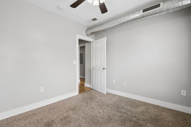 Building Photo - 1651 N Pearl St
