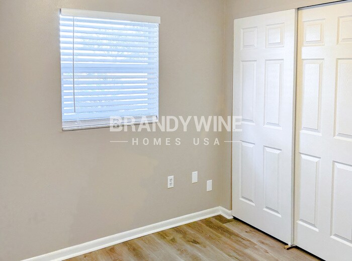 Building Photo - 3202 Needles Dr