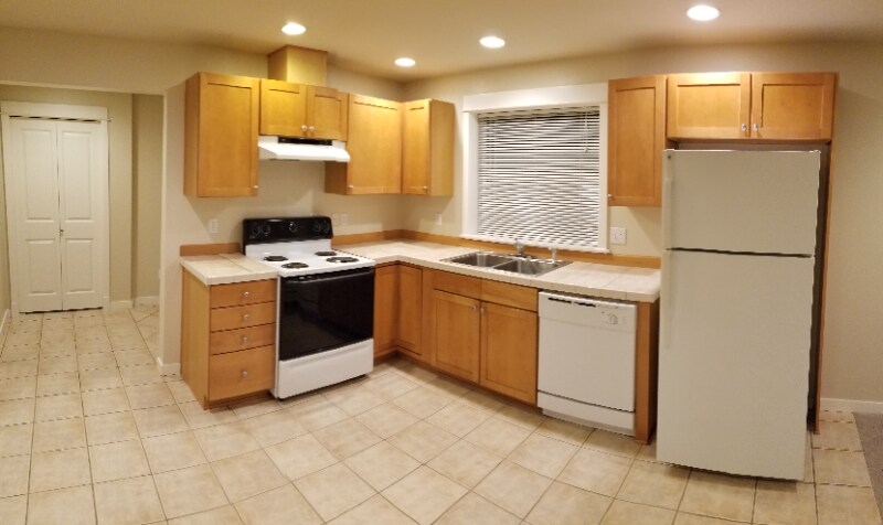 Building Photo - 1813 S Bush Pl