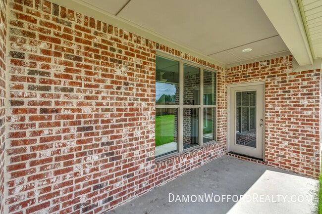 Building Photo - 174 Shelby Mae Cir