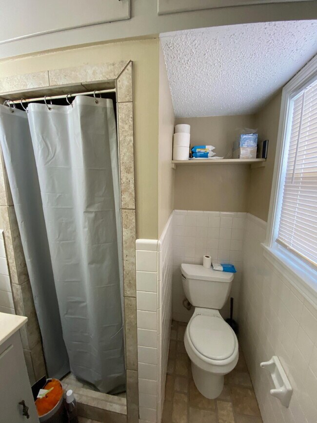 Building Photo - 3214 32nd St