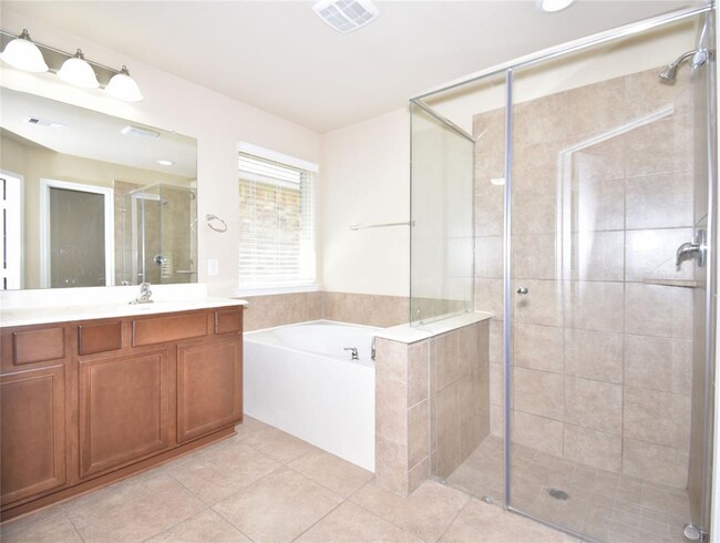Building Photo - 24034 Schults Meadow Ln
