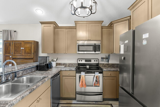 Building Photo - 2624 Avondale Ct