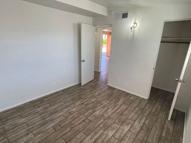 Building Photo - Mid-Century Modern Style Two Bedroom W/ A/C and Yard at The Richey!