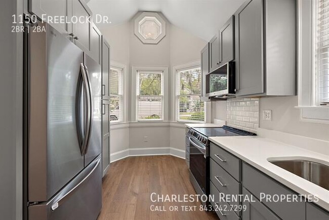 Building Photo - 1150 Freelock Dr