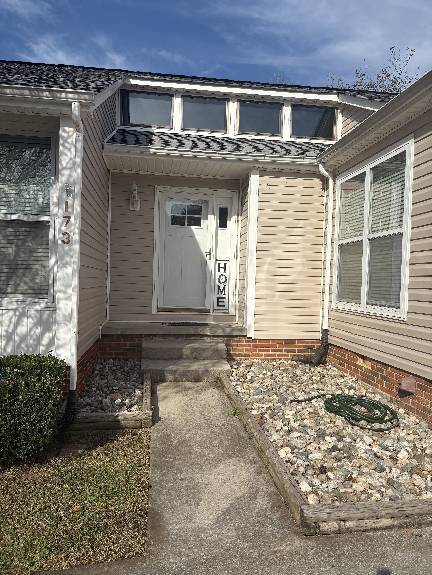 Primary Photo - Beautiful Family Home in Nice Area!