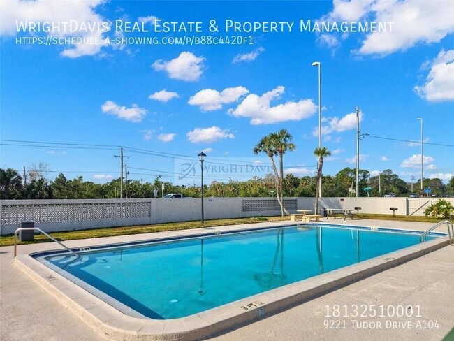 Building Photo - 9221 Tudor Dr