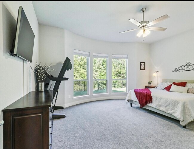 Building Photo - 1140 Barrix Dr