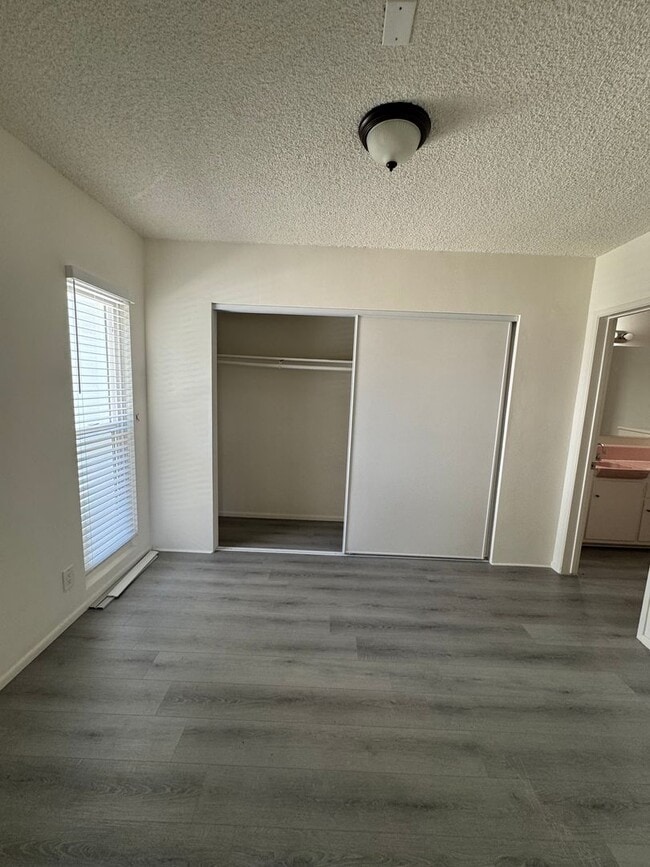 Building Photo - 1 Bed Apartment in Prime Playa Del Rey -  ...